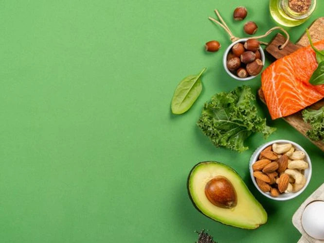 4 REASONS TO TRY LIVING KETO: HOW A KETO DIET CAN IMPROVE YOUR WELL-BEING